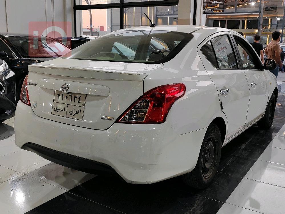 Nissan Sunny